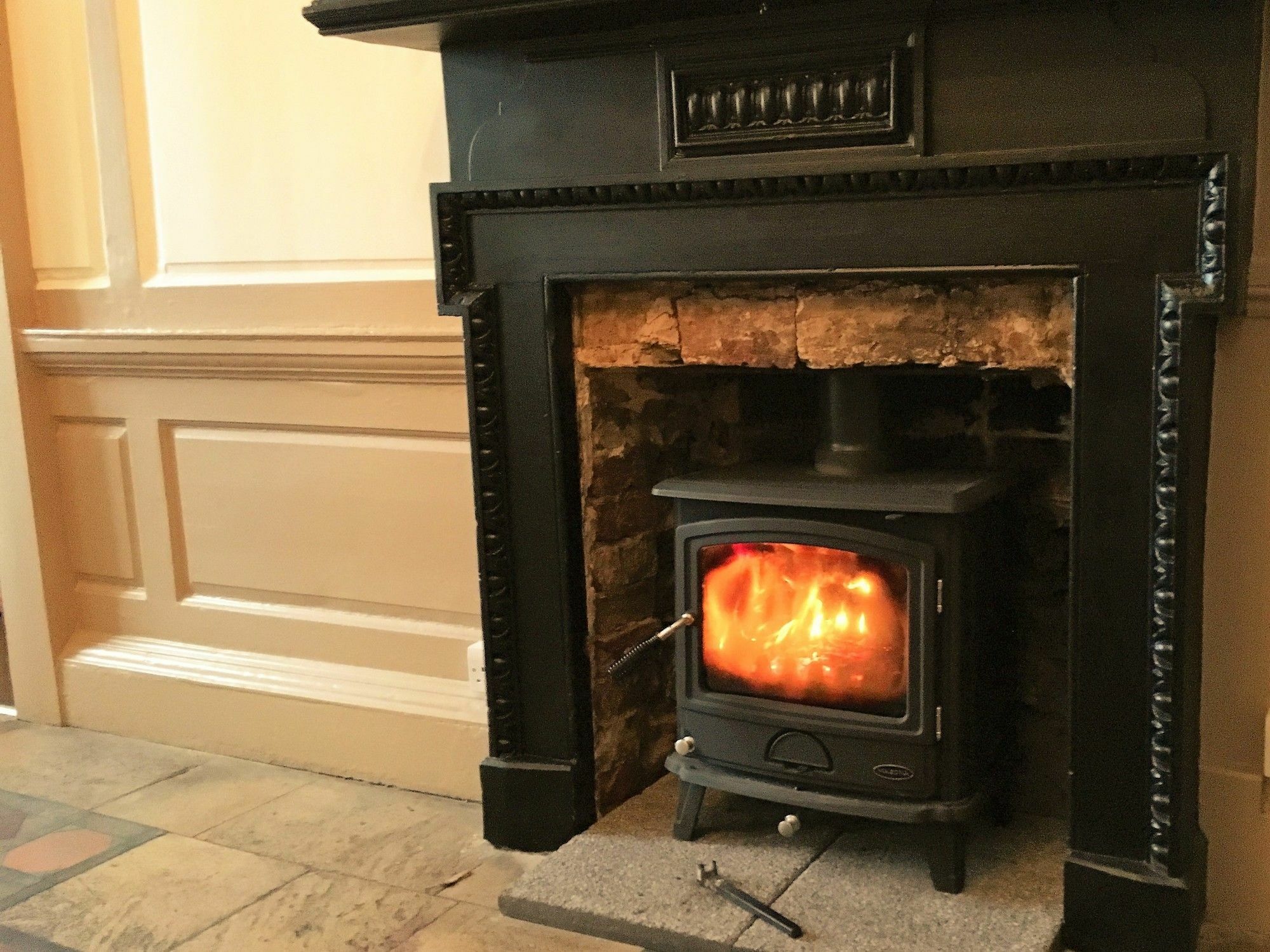 סווינדון The Highworth Hotel מראה חיצוני תמונה